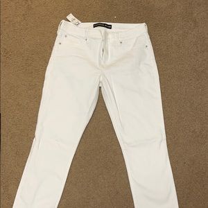 White denim jeans